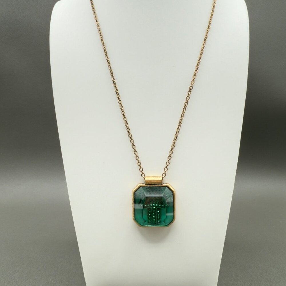 Green Hamsa Hand Pendant Necklace Antique Gold Tone Chain Lucky Brand